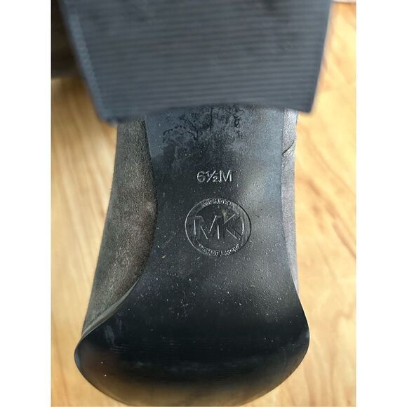 Michael kors gray booties size 6.5 - Picture 8 of 11